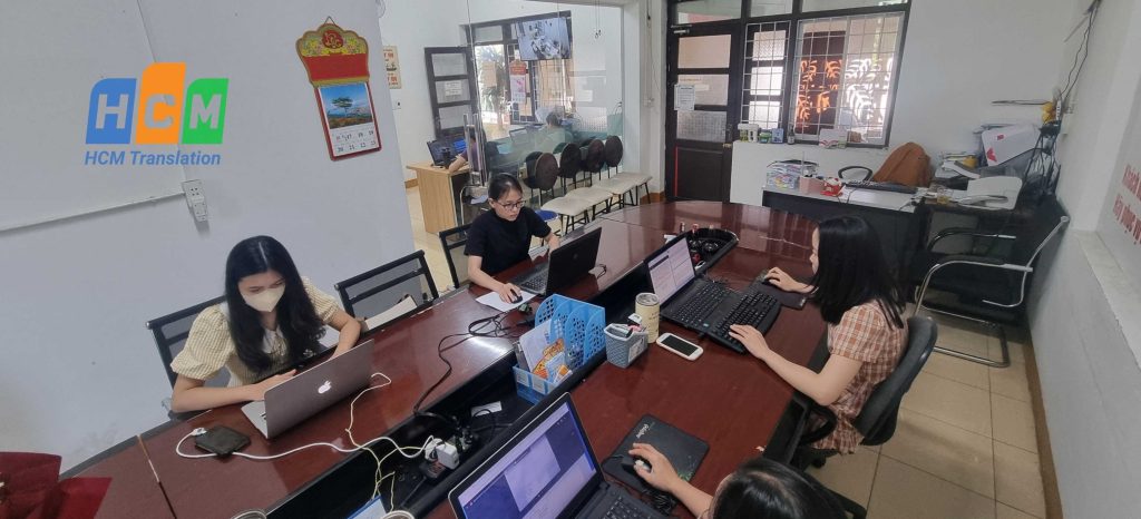  Đội ngũ phiên dịch viên pháp lý có đạo đức nghề nghiệp cao tại Tp. Hồ Chí Minh